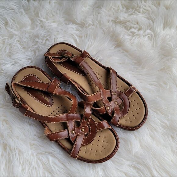 Emma Brooks Brown Sandals - Picture 1 of 4
